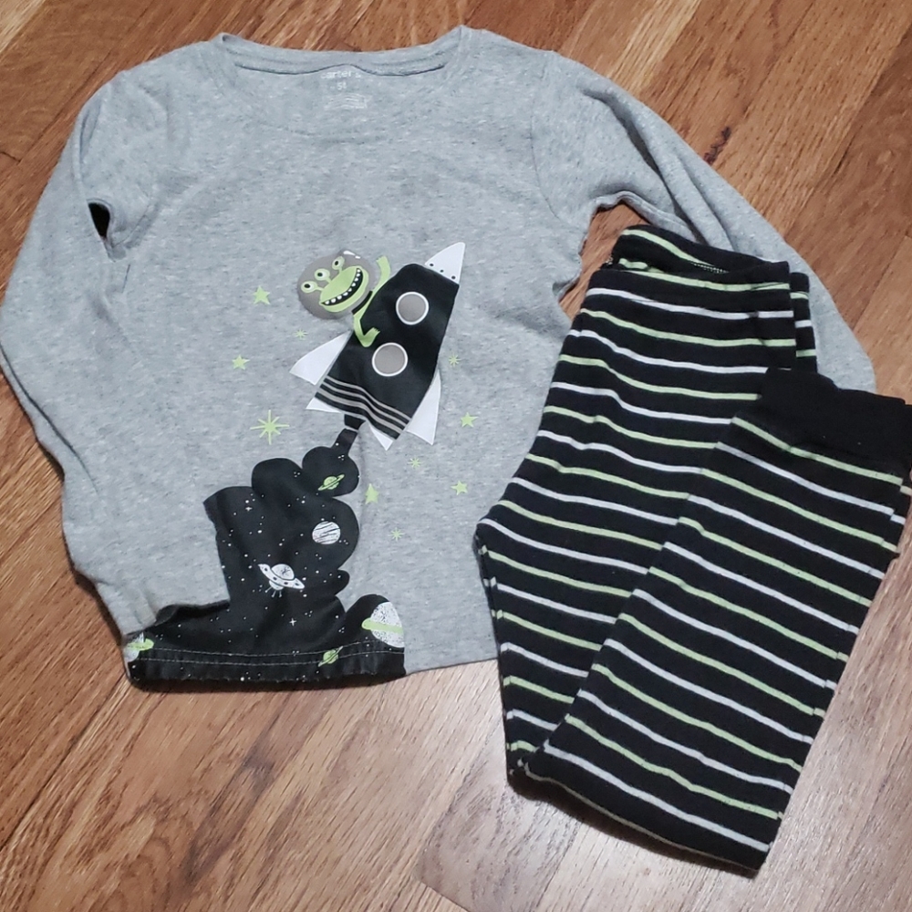 Carter's alien pajamas